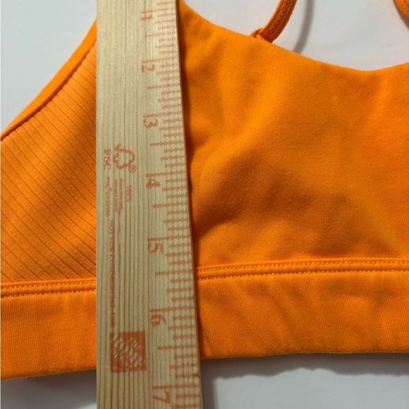 ALO Yoga No Limit Orange Sports Bra with Cross-Back Design. Adjustable Straps - Picture 7 of 12